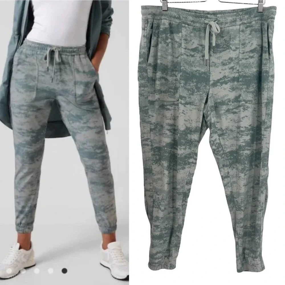 Athleta Farallon Jogger Fog Camo Coast Sweatpants Green Size XL